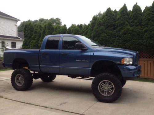 2004 dodge ram 1500 slt crew cab pickup 4-door 5.7l