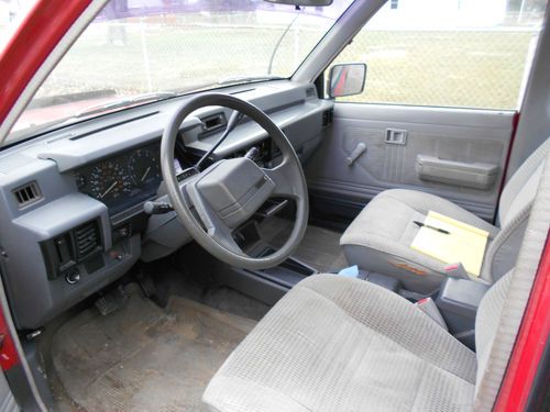 1988 d50 extended cab, has 318 and 904 trans