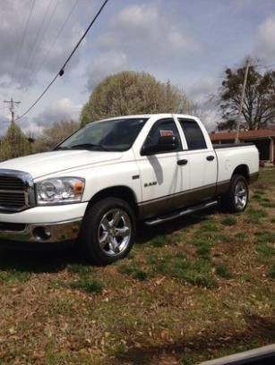 2008 dodge ram 1500 slt quad cab pickup 4-door 5.7l