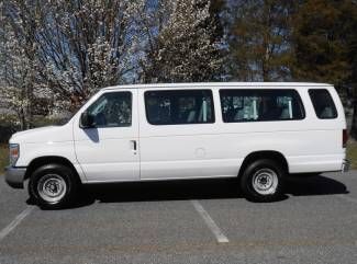 2011 ford e350 15 passenger van