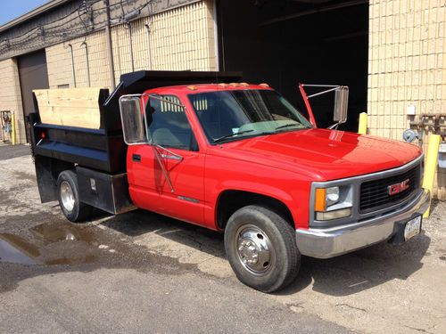 Used gmc 3500 dump truck #3