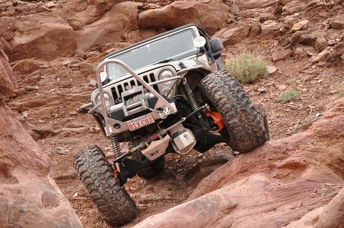 Jeep wrangler rubicon rock crawler