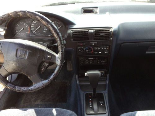 Sell Used 1993 Honda Accord Lx Sedan 4 Door 2 2l In Logan