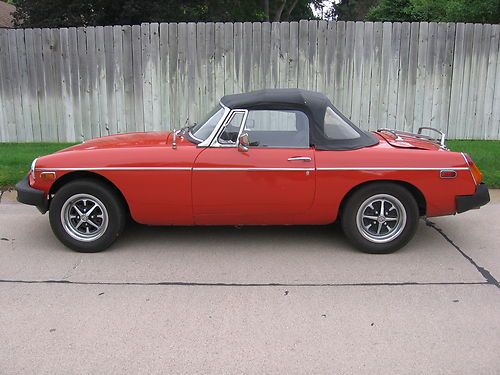 1977 mgb convertible - strong runner w/ dual carburetors and electronic ignition