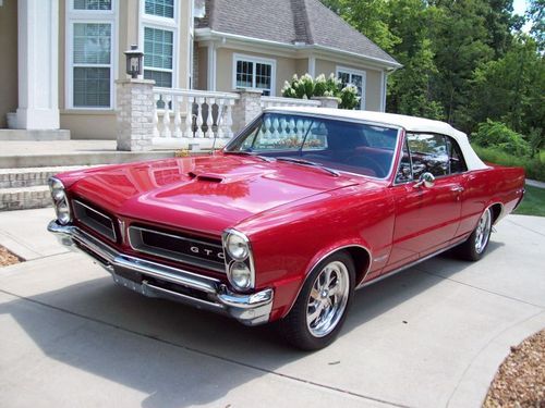 1965 pontiac gto  convertible tri-power, 4-speed, beautiful frame-off