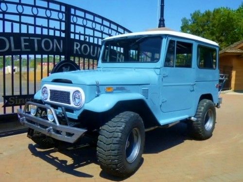 1972 toyoua fj40 land cruiser 4x4 classic