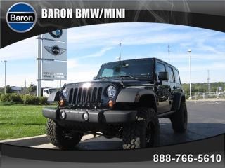 2013 jeep wrangler unlimited 4wd / naviagation / 3k miles / automatic