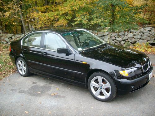 2005 bmw 330 xi  all wheel drive