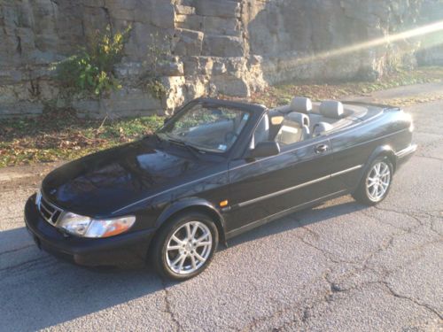 900 turbo convertible 1 owner only 89k original miles very nice free shipping!
