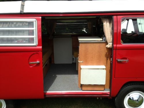 Sell used 1970 VW Westfalia Camper Bus, Montana Red in ...