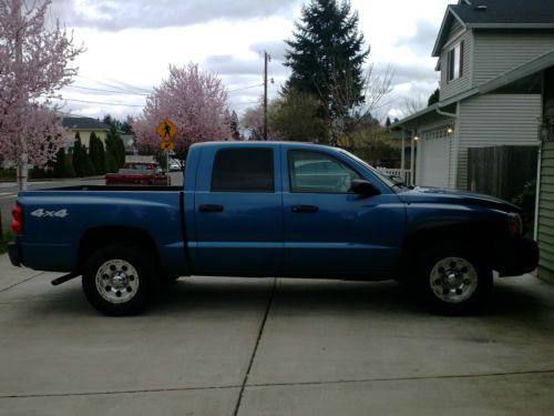 Sell used 2006 Dodge Dakota Quad Cab 4 X 4 in Vancouver ...