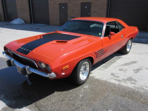 1974 dodge challenger  auto  340 done up and ready to drive