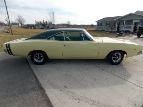 1968 dodge charger r/t!!!!! 440 automatic