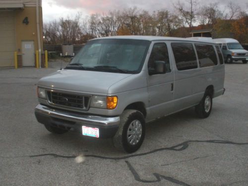 Ford e-350 15 passenger van