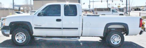 2005 chevy silverado duramax diesel, 2500hd, 3/4, v8 6.6l, 4wd, ext cab, truck