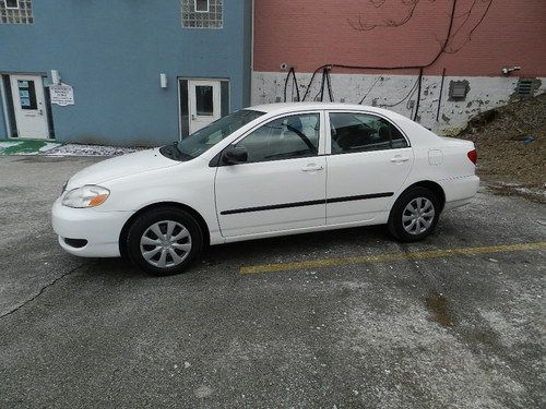2007 toyota corolla ce, automatic/low miles, extra clean best deal in town!