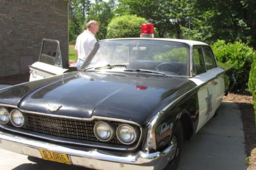 1960 ford fairlane 500 4.8l