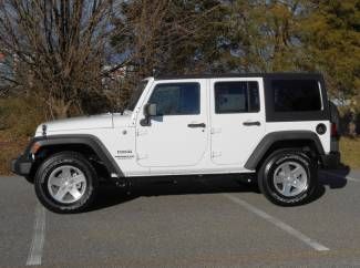 2013 jeep wrangler 4dr 4x4 4wd sport convertible suv