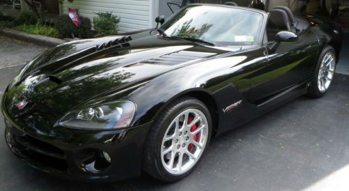 2004 dodge viper srt 10 mamba edition convertible black red low miles near mint