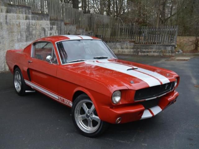 Ford mustang shelby gt350 clone