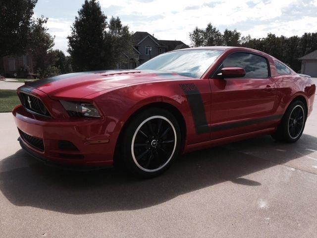 Ford mustang boss 302 coupe 2-door