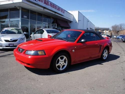 No reserve 2004 ford mustang  covertible excellent condition