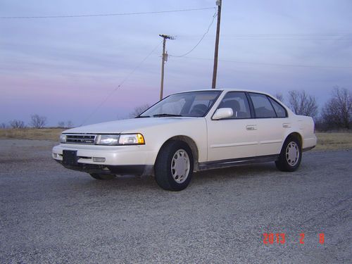 Purchase used 1990 Nissan Maxima GXE Sedan 4-Door 3.0L in ...