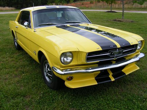 1965 mustang yellow w/ black interior jvc cd added console former show car nice!