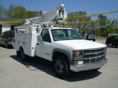 2001 chevy 3500 hd  bucket truck former at&amp;t