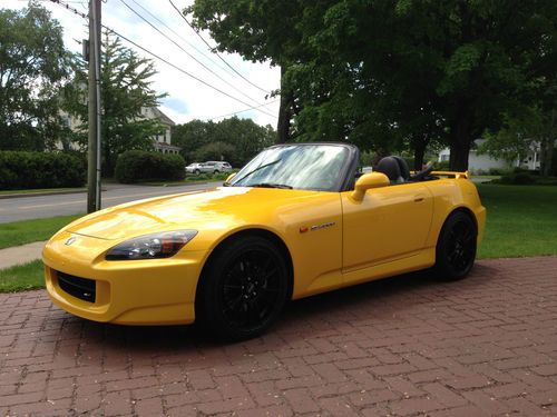 2007 rio yellow honda s2000,  clean summer car