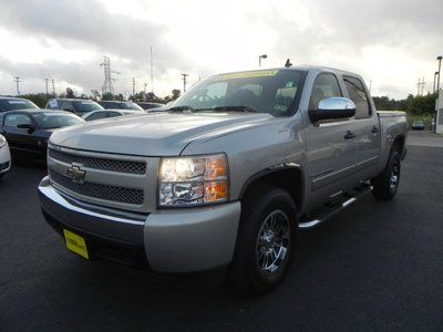 2008 chevy silverado  1500 lt 5.3l leather, with only 62,046 miles we finance