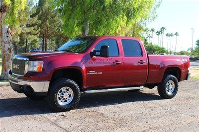 Extra clean 1 owner leveled duramax diesel 4x4 new tires leather toneau cover
