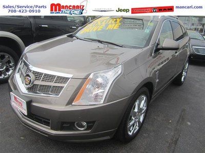 Srx premium coll 3.0l panormaic sunroof nav back up camera warranty one owner