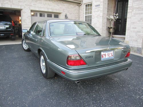 1996 jaguar xj12 base sedan 4-door 6.0l - v12 vanden plas model -