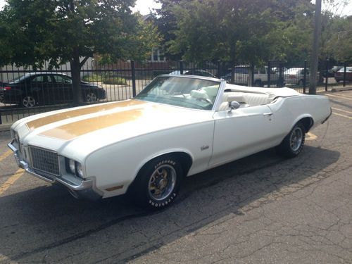 1972 oldsmobile cutlass convertible, by owner! nice driver!