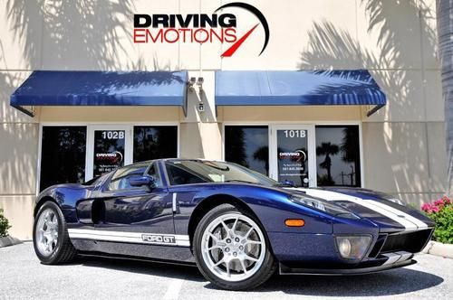 2005 ford gt! all 4 options! only 993 miles! collector!