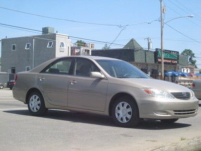 2002 toyota camry le 4cyl one owner only 37k superclean runsgreat  don't miss it
