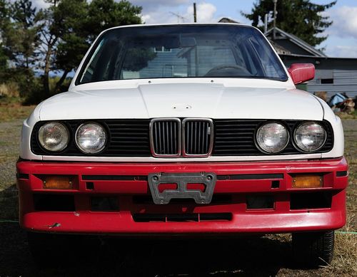 1990 bmw m3 alpine white rolling chassis, track car project
