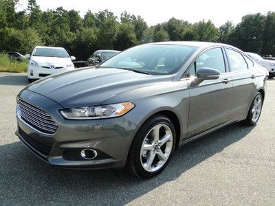 2013 ford fusion ecboost, nav, rebuilt salvage title, rebuidable repaired damage