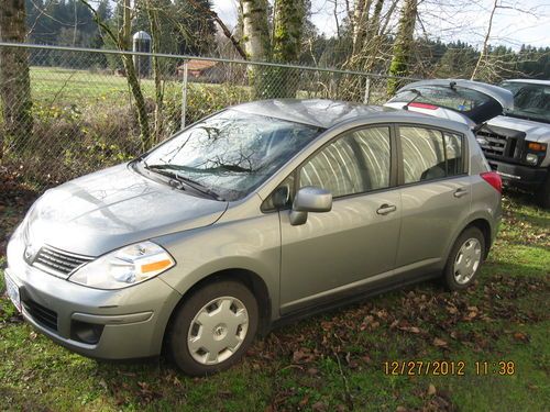 Estate auction 2008 nissan versa 4d