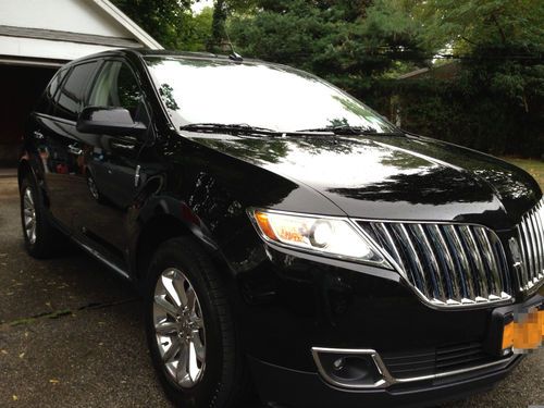 2011 lincoln mkx - black on black, great shape - classy vehicle