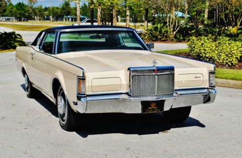 Beautiful 1971 lincoln mark iii in stunning condition being sold as / is loaded