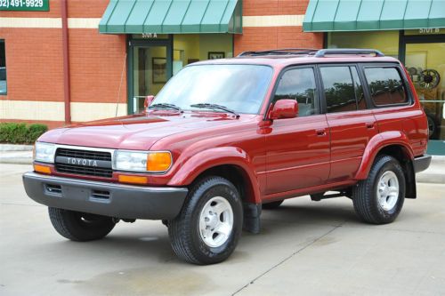1994 toyota land cruiser  / stunning cond / 3rd row /  4wd / only 119k miles !!!