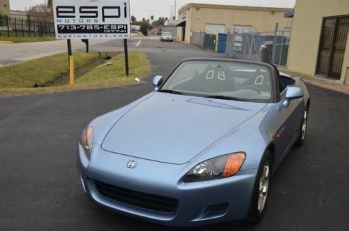 2003 honda s2000, carbon fiber hard top, sparco seats, k&amp;n, 6-spd, clean history