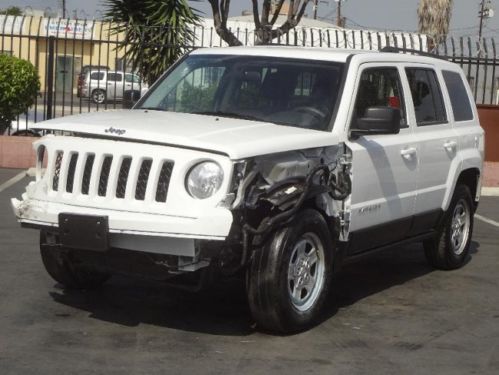 2014 jeep patriot sport damaged fixer runs!! economical priced to sell l@@k!!