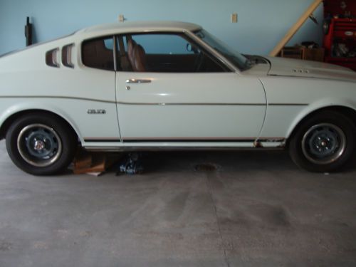 1976 toyota celica gt hatchback 2-door 2.2l