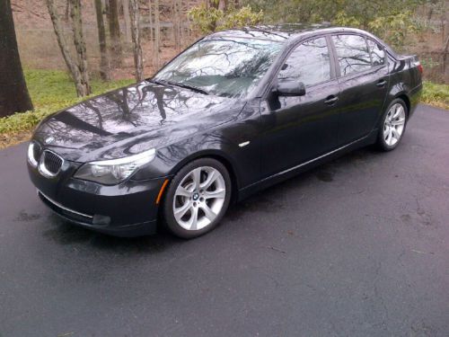 2008 bmw 535i twin turbo sport.  staggered wheels.