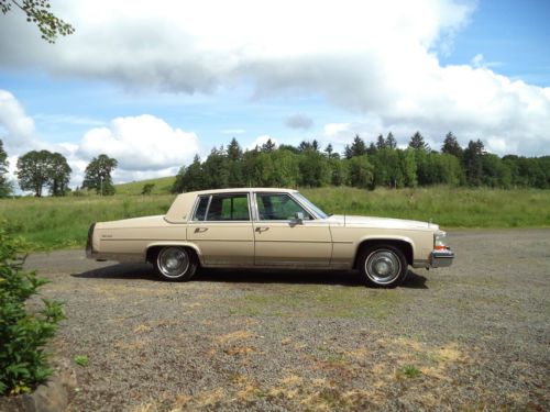 Classic 1985 Cadillac Fleetwood Brougham, 58k ACT. Miles One Owner All Original, image 2