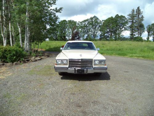 Classic 1985 Cadillac Fleetwood Brougham, 58k ACT. Miles One Owner All Original, image 8