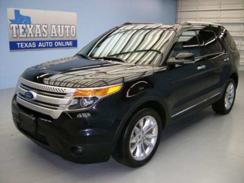 We finance!!  2011 ford explorer xlt 4x4 pano roof nav heated leather texas auto